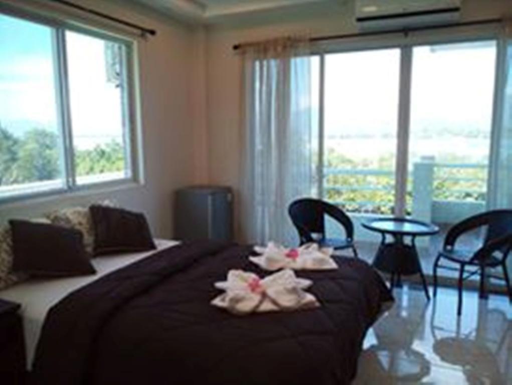 Villa De Sierra Vista Bay And Mountain View Inn Puerto Princesa Екстериор снимка